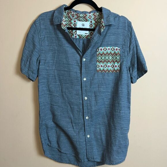 On the Byas Men’s Charcoal Aztec Print Button Down Collared Shirt Size Medium - Picture 1 of 6
